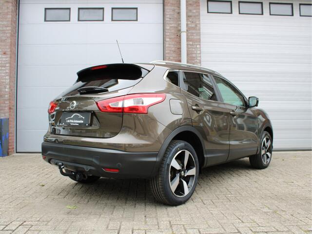 Nissan QASHQAI 1.6 N-Connecta Panoramadak/360 Camera/Navi/Trekhaak