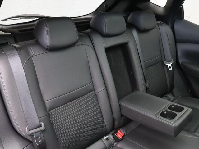 Nissan QASHQAI 1.3 DIG-T Tekna | Trekhaak | Rondomzicht camera | Climate control | Lederen bekleding | Panoramadak | Elektrische bestuurder stoel |
