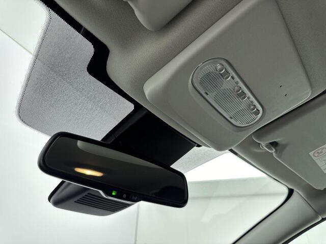 Nissan QASHQAI 1.3 DIG-T N-Connecta 160PK | Automaat | Trekhaak | Navigatie | 360 Graden Camera | Stoelverwarming