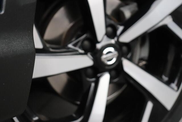 Nissan QASHQAI 1.3 DIG-T Tekna | AUT. | PANO | STOELVERW. | 360° CAMERA | NAVI | LEDER |