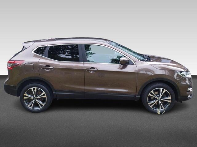 Nissan QASHQAI 1.6 N-Connecta | Trekhaak | Stoelverwarming | 360 Camera |