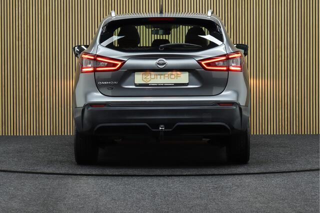 Nissan QASHQAI 1.3 DIG-T Acenta | Cruise-control | Trekhaak | Camera | Apple Carplay & Android Auto | Clima | Parkeersensoren | LM Velgen | + Set Winterbanden