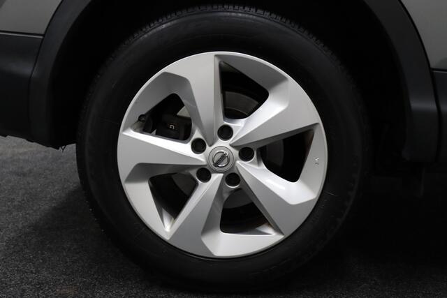 Nissan QASHQAI 1.3 DIG-T Acenta | Cruise-control | Trekhaak | Camera | Apple Carplay & Android Auto | Clima | Parkeersensoren | LM Velgen | + Set Winterbanden