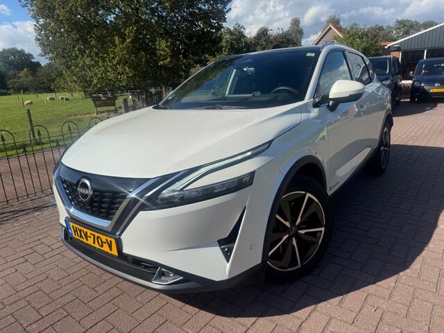 Nissan QASHQAI 1.5e-Power Business Desgin * Hybride / Navigatie / Glazen Panoramadak / Adaptive Cruise Control / Stuurverwarming