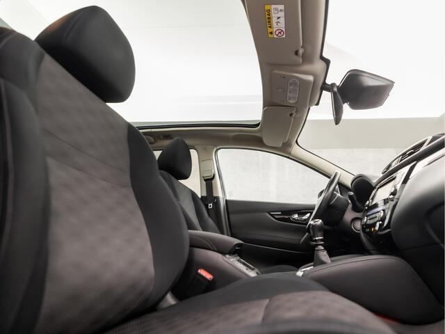 Nissan QASHQAI 1.2 Tekna Sport (PANORAMADAK, NAVIGATIE, CLIMATE, 360 CAMERA, GETINT GLAS, STOELVERWARMING, SPORTSTOELEN, CRUISE, DAB+, TREKHAAK, NIEUWE APK, NIEUWSTAAT)