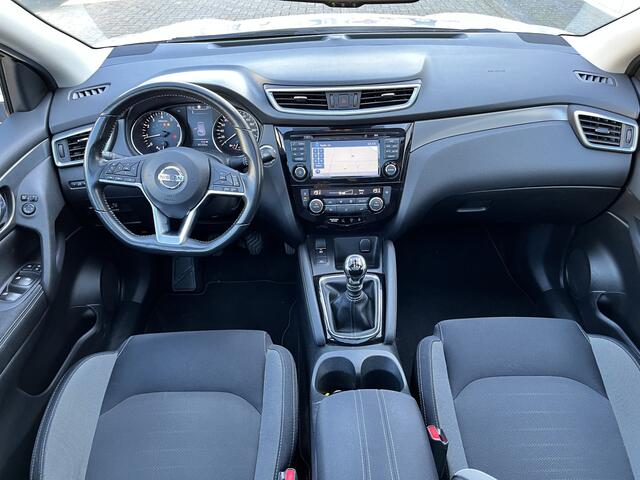 Nissan QASHQAI 1.2 N-Connecta 360 Camera PDC Pano dak Trekhaak Dealer onderhouden