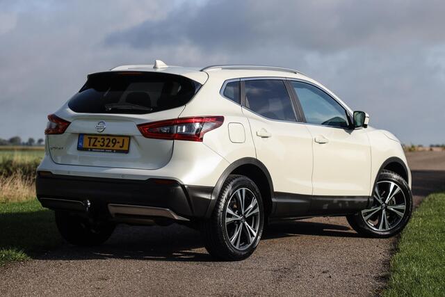 Nissan QASHQAI 1.2 Aut. N-Connecta ? Pano ? 360CAM ? Trekhaak