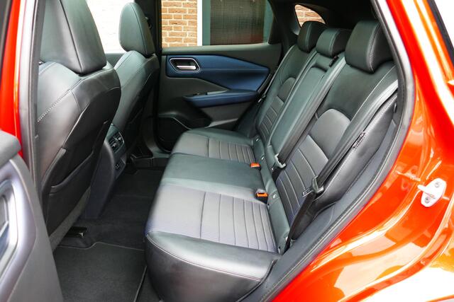 Nissan QASHQAI 1.3 MHEV Xtronic Tekna Plus. Panodak, 360 Camera, Haak 1800kg