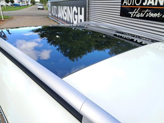 Nissan QASHQAI 1.3 DIG-T Tekna met Panoramadak! | Clima | Cruise | Navigatie | PDC | Trekhaak | Ndl auto | RIJKLAARPRIJS INCL 12 MAANDEN GARANTIE EN BEURT