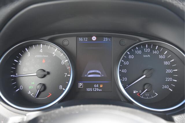 Nissan QASHQAI 1.3 DIG-T Tekna +