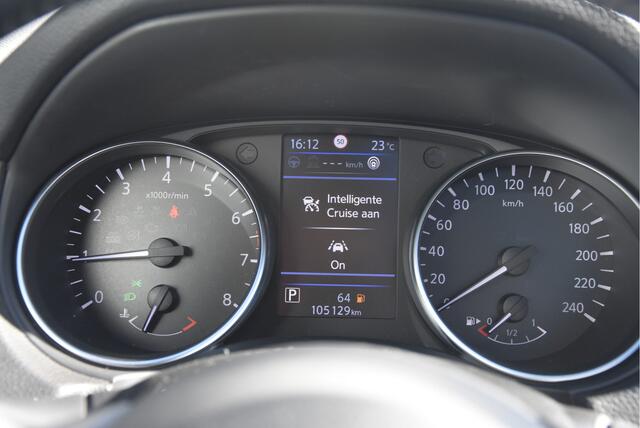 Nissan QASHQAI 1.3 DIG-T Tekna +