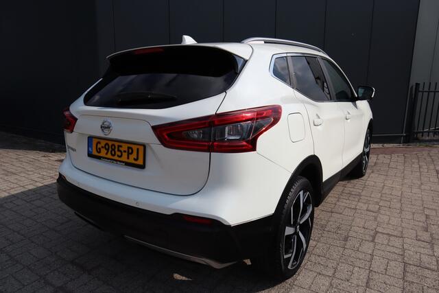 Nissan QASHQAI 1.3 DIG-T Tekna 160 PK Led Navigatie 360° Camera Lane assist Afneembare Trekhaak Stoelverwarming