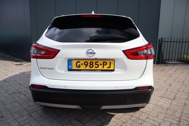 Nissan QASHQAI 1.3 DIG-T Tekna 160 PK Led Navigatie 360° Camera Lane assist Afneembare Trekhaak Stoelverwarming