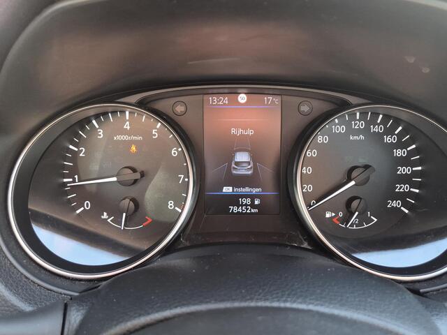 Nissan QASHQAI 1.3 DIG-T N-Motion | Trekhaak afneembaar | Black Edition | Pianolak dak en raamlijsten | Panorama dak | 1e eig