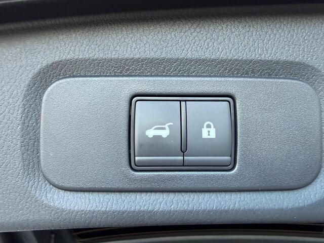 Nissan QASHQAI 1.3 MHEV Xtronic N-Connecta *Design & Easy pack*