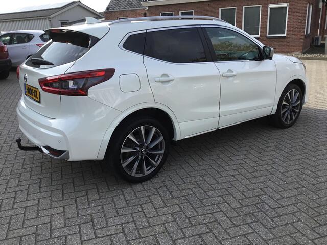 Nissan QASHQAI 1.3 DIG-T 160 Tekna + Dynamic Pack