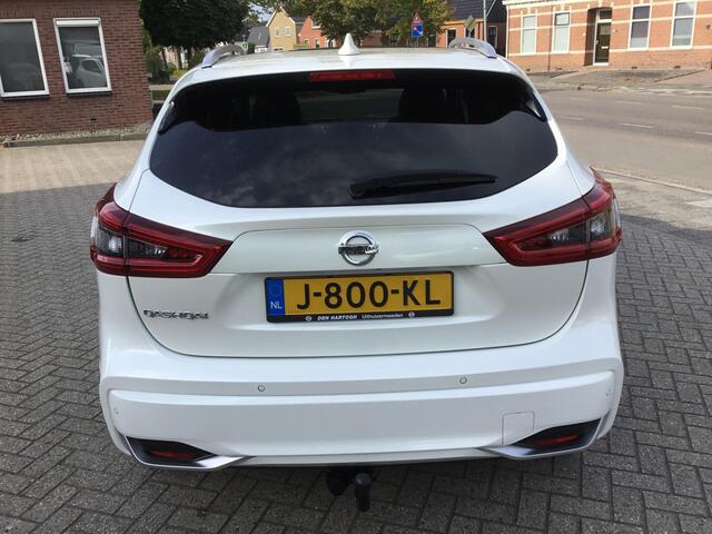 Nissan QASHQAI 1.3 DIG-T 160 Tekna + Dynamic Pack