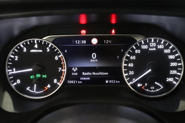 Nissan QASHQAI 1.3 MHEV Business Access | Camera | Climate control | AppleCArplay AndroidAuto Navigatie | Cruise control Adaptief | All season banden | Trekhaak |