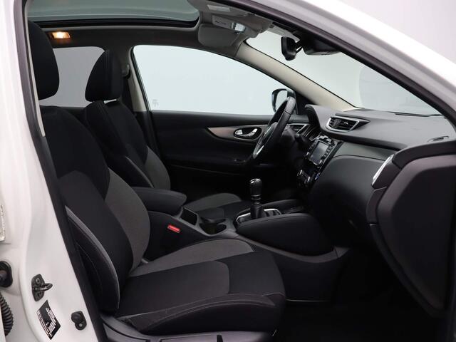 Nissan QASHQAI 1.2 N-Connecta | Climate control | Navigatie | DAB-radio | Keyless entry | Panoramadak | Rondomzicht camera |