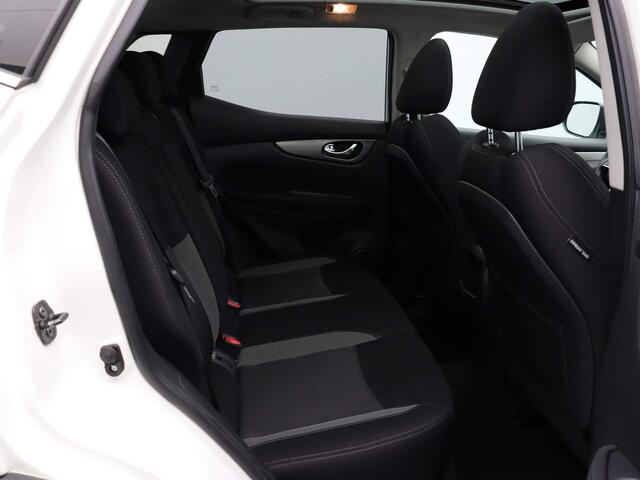 Nissan QASHQAI 1.2 N-Connecta | Climate control | Navigatie | DAB-radio | Keyless entry | Panoramadak | Rondomzicht camera |