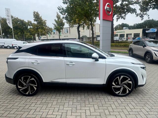 Nissan QASHQAI MHEV 158 Xtronic Tekna Plus | AUTOMAAT | PANORAMADAK | COLD PACK | MASSAGESTOELEN | 20 INCH |