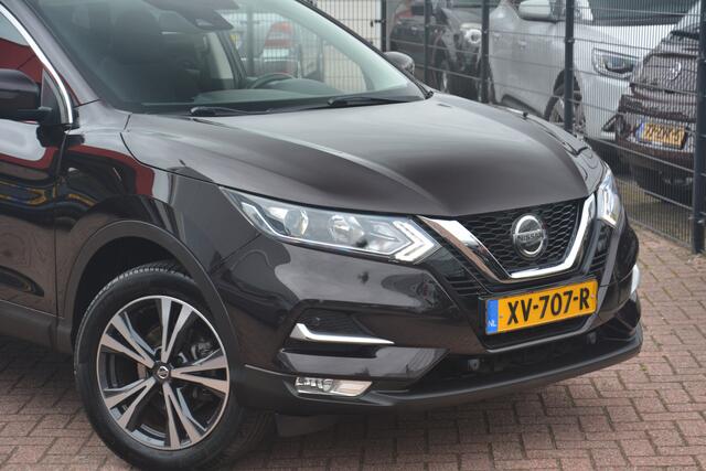 Nissan QASHQAI 1.3 DIG-T N-Connecta | Navigatie | 360 camera | Panoramadak | Clima | Trekhaak |