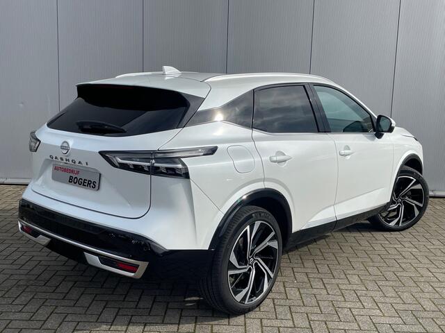 Nissan QASHQAI 1.3 MHEV Xtronic A/T Tekna Plus, Panodak, 20" L.M. velgen 1.800 Kg geremd trekvermogen