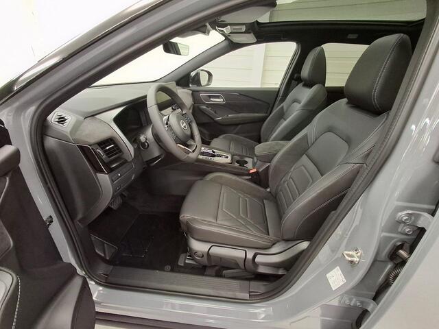 Nissan QASHQAI 1.5 e-Power N-Design / ¤6500,- Nissan Voorraadvoordeel / Nieuw uit Voorraad Leverbaar / Panoramadak / Stoel- en Stuurverwarming / Verwarmde Voorruit / Leder/Alcantara Bekleding / Google Maps Navigatie /