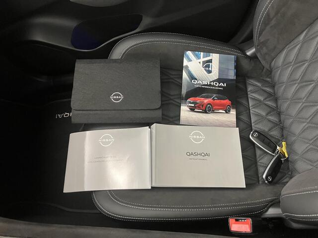 Nissan QASHQAI 1.3 MHEV Xtronic Tekna Plus / 1800kg Trekgewicht / Panoramadak / Lederen Bekleding / Bose Audio / Elektrische Stoelen met Geheugen / Google Maps Navigatie / Stoel- en Stuurverwarming / Verwarmde Voorruit / 360 Graden Camera /