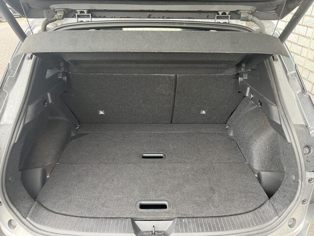 Nissan QASHQAI 1.3 MHEV 158 Automaat Tekna | Panoramadak | El. achterklep | Afneembare trekhaak | Head-Up Display |