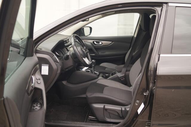 Nissan QASHQAI 1.2 N-Connecta -PANO-CAM-ECC-NAVI-TREKHAAK-