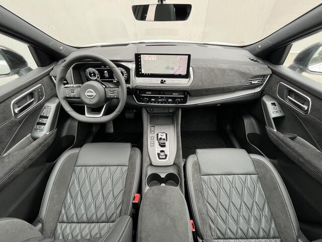 Nissan QASHQAI 1.5 ePower Tekna Plus / NIEUW uit voorraad leverbaar! / Panoramadak / HUD / 360° Camera / Google Maps Navigatie / Stuur- en Stoelverwarming / Voorruitverwarming / Keyless Entry & Start / Massagefunctie / Elektrisch Verstelbare Voorstoelen met geheugenset 