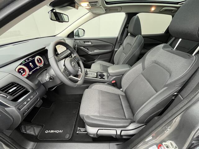 Nissan QASHQAI 1.3 MHEV Xtronic Premiere Edition / Unieke km-stand! / 100% Dealeronderhouden / Panoramadak / 360° Camera / HUD / Apple Carplay & Android Auto / Navigatie full map / Keyless Entry & Start / Adaptieve Cruise Control / Climate Control /