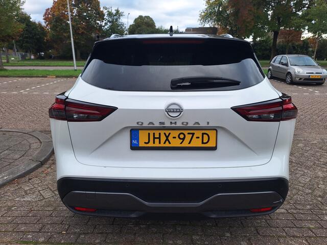 Nissan QASHQAI 1.3 MHEV Tekna ELEKKT. STOEL/360 CAMERA/VOORRUITVERW.