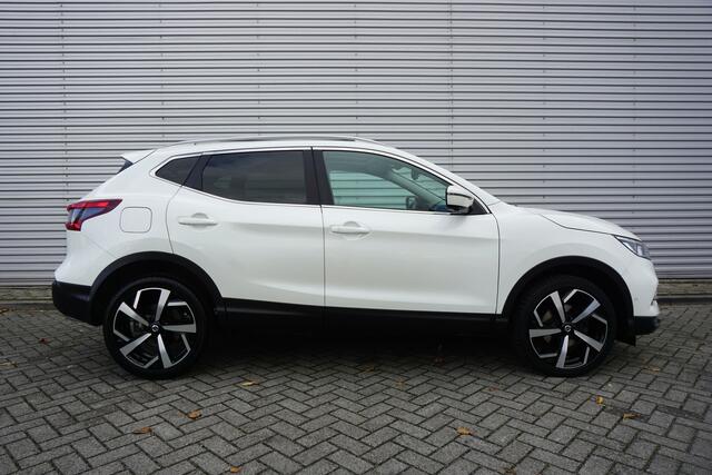 Nissan QASHQAI 1.3 DIG-T Tekna Climate / Cruise / Navi / Camera / Stoelverw. / Parkeers. / Pano / NAP