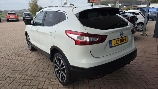 Nissan QASHQAI 1.2 Tekna |Automaat l 360º Camera | Panoramadak l Stoelverwarming l Navi l Achteruitrijcamera l BOVAG Garantie