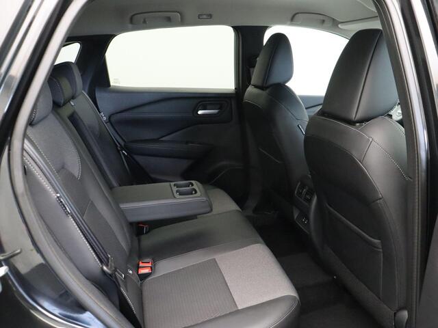 Nissan QASHQAI 158pk MHEV Xtronic N-Connecta | Pilot assist | Headup-display | Elektrische achterklep | Rondomzichtcamera | Cold-pack | Google maps intergratie |