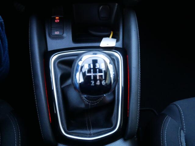 Nissan QASHQAI 1.3 DIG-T N-CONNECTA **Clima//Navi//Lm **