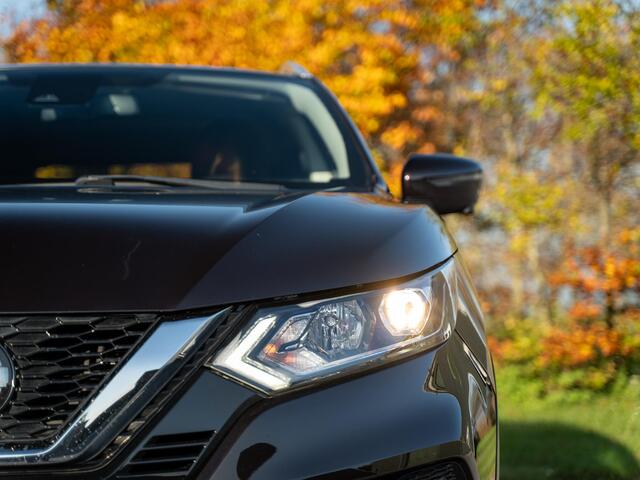 Nissan QASHQAI 1.3 DIG-T N-Connecta // trekhaak // panoramadak