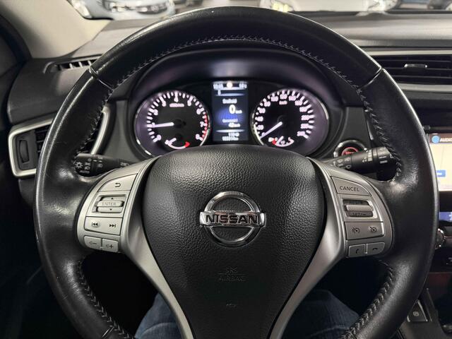 Nissan QASHQAI 1.2 N-Connecta Trekhaak | Achteruitrijcamera | Clima | Panoramadak | NAP.
