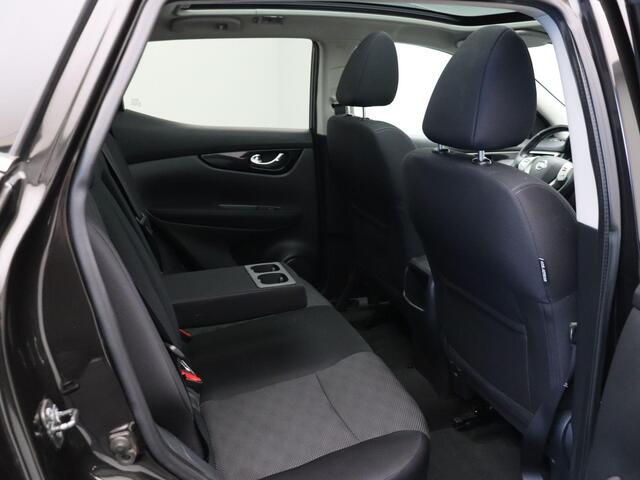 Nissan QASHQAI 1.6 Connect Edition | Trekhaak | Panoramadak | 360 Graden Camera | Navigatie |Stoelverwaming |