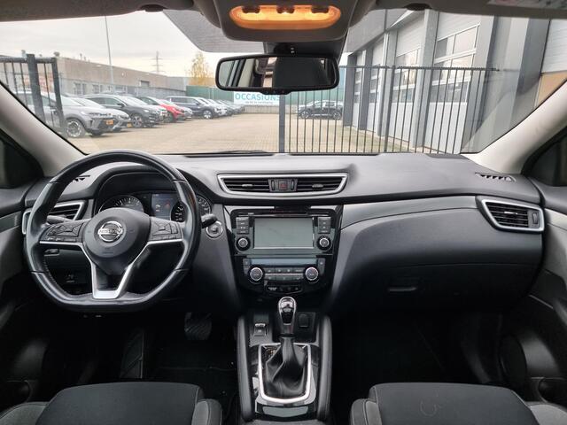 Nissan QASHQAI 1.3 DIG-T N-Connecta | Panoramadak | Trekhaak | Stoelverwarming |
