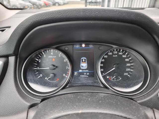 Nissan QASHQAI 1.3 DIG-T N-Connecta | Panoramadak | Trekhaak | Stoelverwarming |