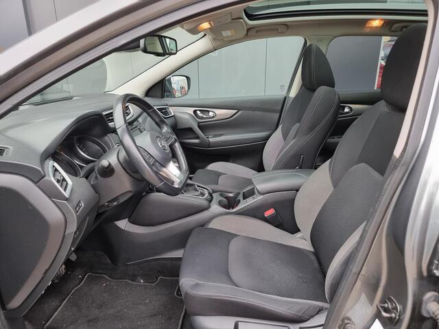 Nissan QASHQAI 1.3 DIG-T N-Connecta | Panoramadak | Trekhaak | Stoelverwarming |