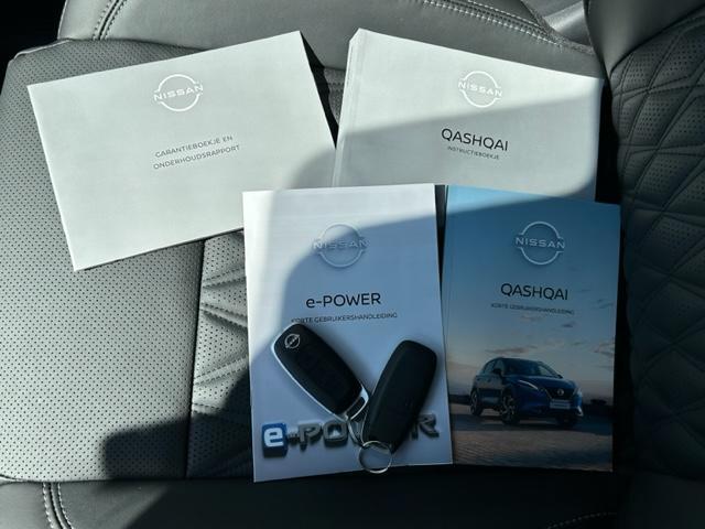 Nissan QASHQAI 1.5 e-Power Tekna Plus / Panoramadak / Head-Up Display / All Season Banden / Elektrisch Verstelbare Voorstoelen met Geheugen voor Bestuurder / Apple Carplay & Android Auto / Elektrische Achterklep / Adaptieve Cruise Control / Stoel & Stuurverwarming / Voo