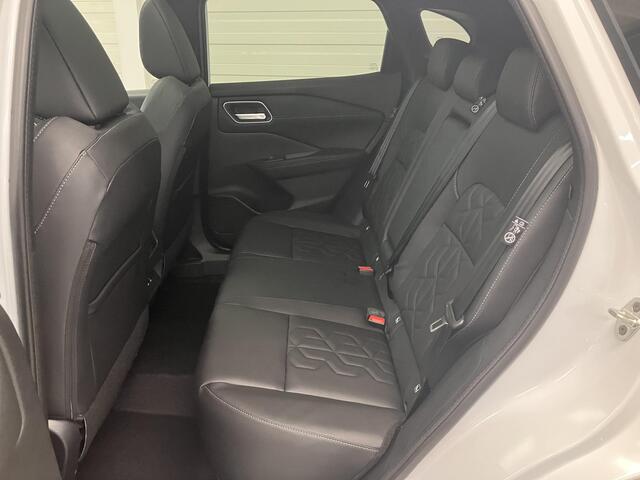 Nissan QASHQAI 1.5 e-Power Tekna / ¤4000,- Eindejaarsvoordeel / Nieuw uit Voorraad Leverbaar / Panoramadak / Stoel- en Stuurverwarming / Verwarmde Voorruit / Google Maps Navigatie / Lederen Bekleding /