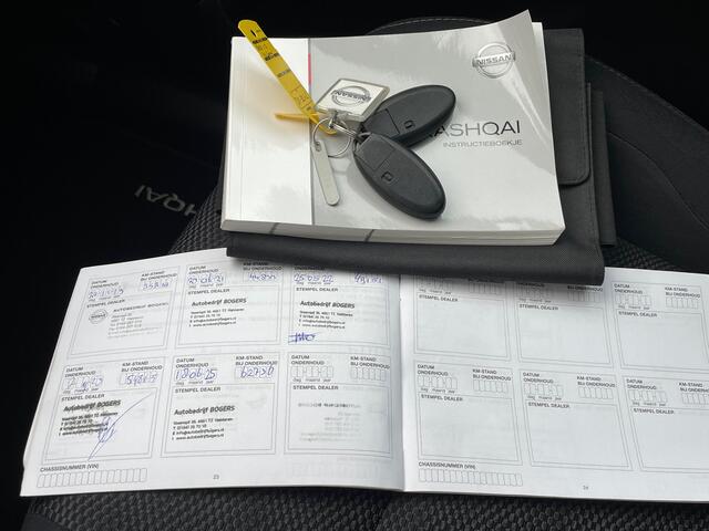 Nissan QASHQAI 1.2 N-Connecta Navigatie, Climate Control, Cruise Control, 18"Lm, 360 Camera, Keyless Entry