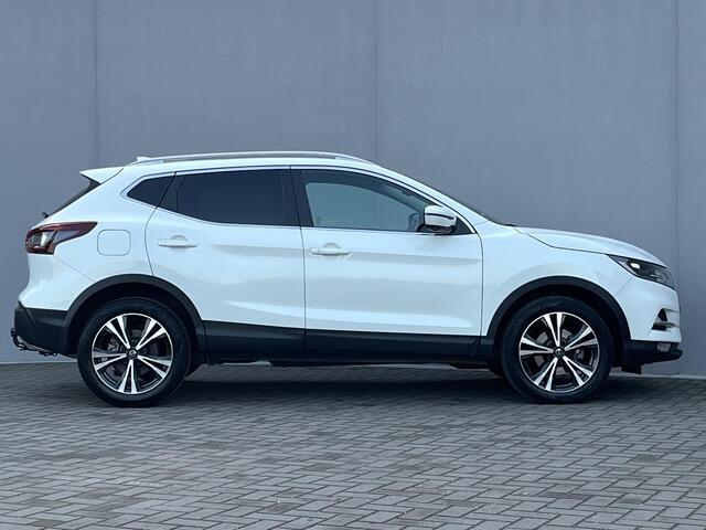 Nissan QASHQAI 1.3 DIG-T Design Edition / Trekhaak 1500kg) / Dealeronderhouden / Panoramadak / Climate Control / Cruise Control / Rondzichtcamera / Apple Carplay/Android Auto / Navigatie /