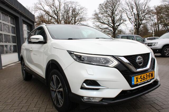 Nissan QASHQAI 1.2 CONNECT EDITION Panorama Camera Navi 18LM Topstaat