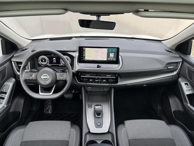 Nissan QASHQAI 1.3 MHEV Xtronic N-Connecta / Fabrieksgarantie tot 03-2028 < 100.000 km / Panoramadak / Head-up display / Elek. Klep / Cold Pack / Easy Pack / Facelift / Trekgewicht 1800 kg / Elektrische achterklep / Stuur-, Stoel en Voorruit verwarming / Rondomzicht cam